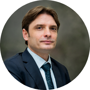 Станислав Попдончев